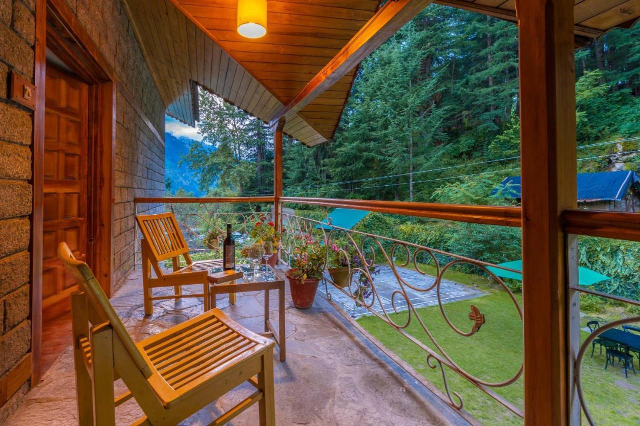 Stayvista At Casa Bella Vista- Mall Road Manāli Екстериор снимка