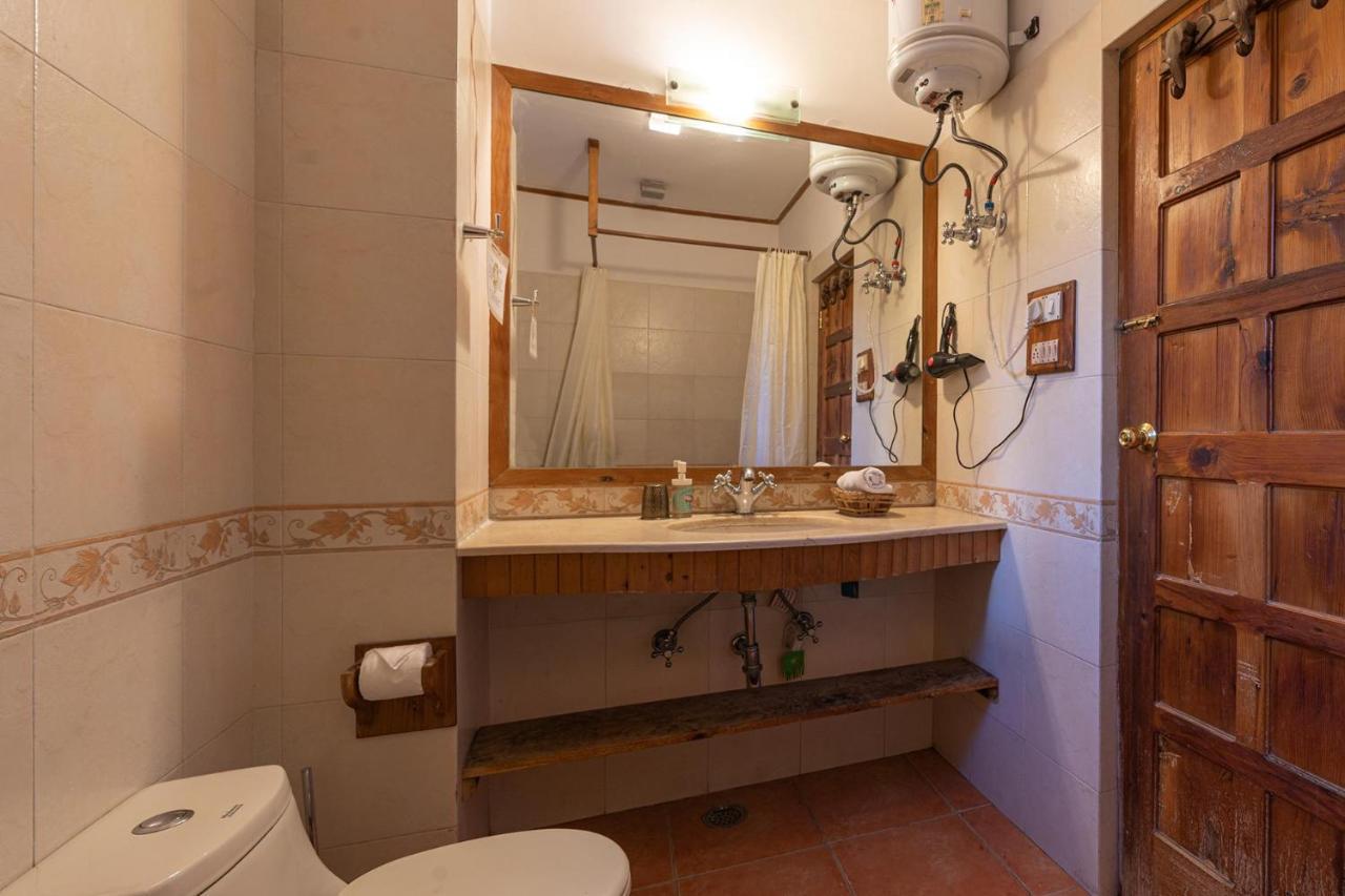 Stayvista At Casa Bella Vista- Mall Road Manāli Екстериор снимка